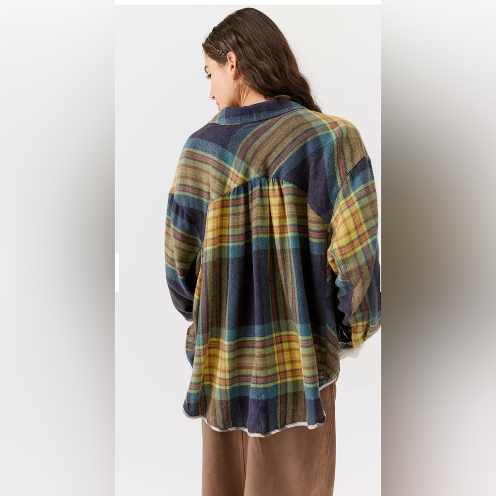 BDG Plaid‎ Flannel Button Up Shirt Oversized Blue Yellow Green Women's M - Picture 2 of 9